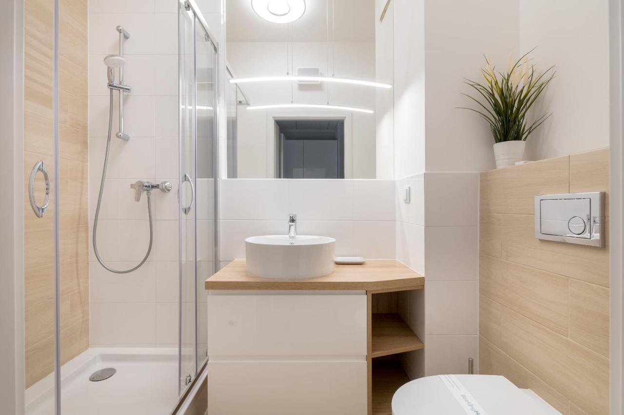 Ferienwohnung Yellow Sunset Studio Warschau Exterior foto