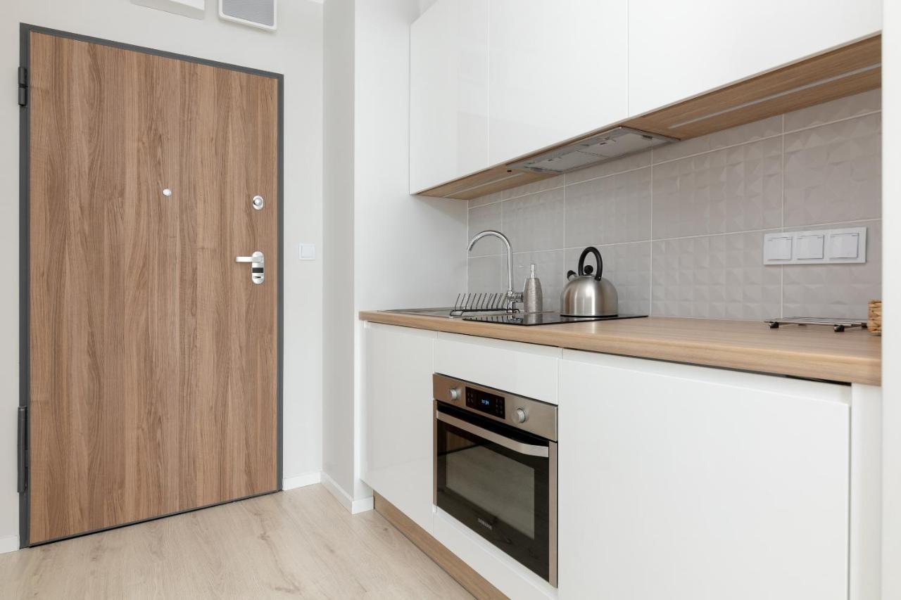 Ferienwohnung Yellow Sunset Studio Warschau Exterior foto
